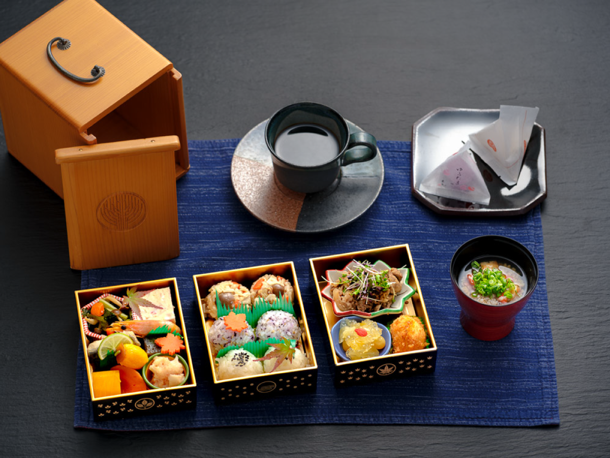 お食事「おとなの遊山箱」