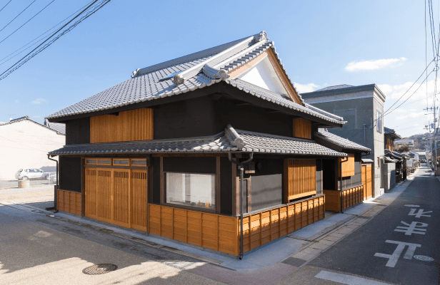 古街の家