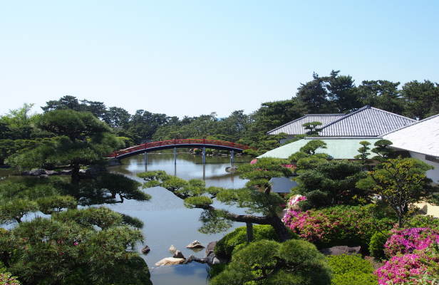 中津万象園・丸亀美術館