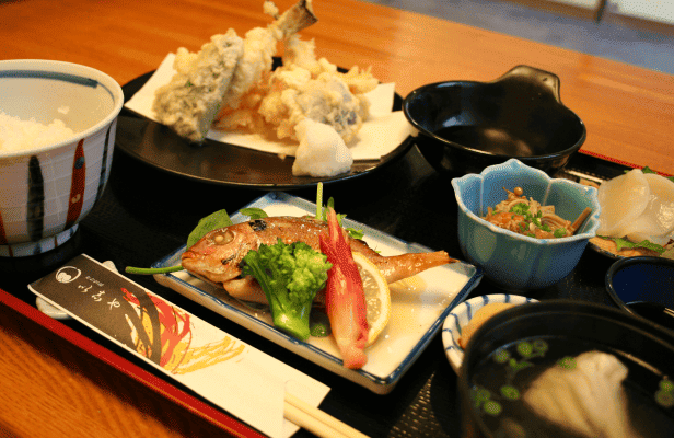 旬彩料理　以志や