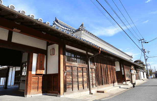 讃州井筒屋敷